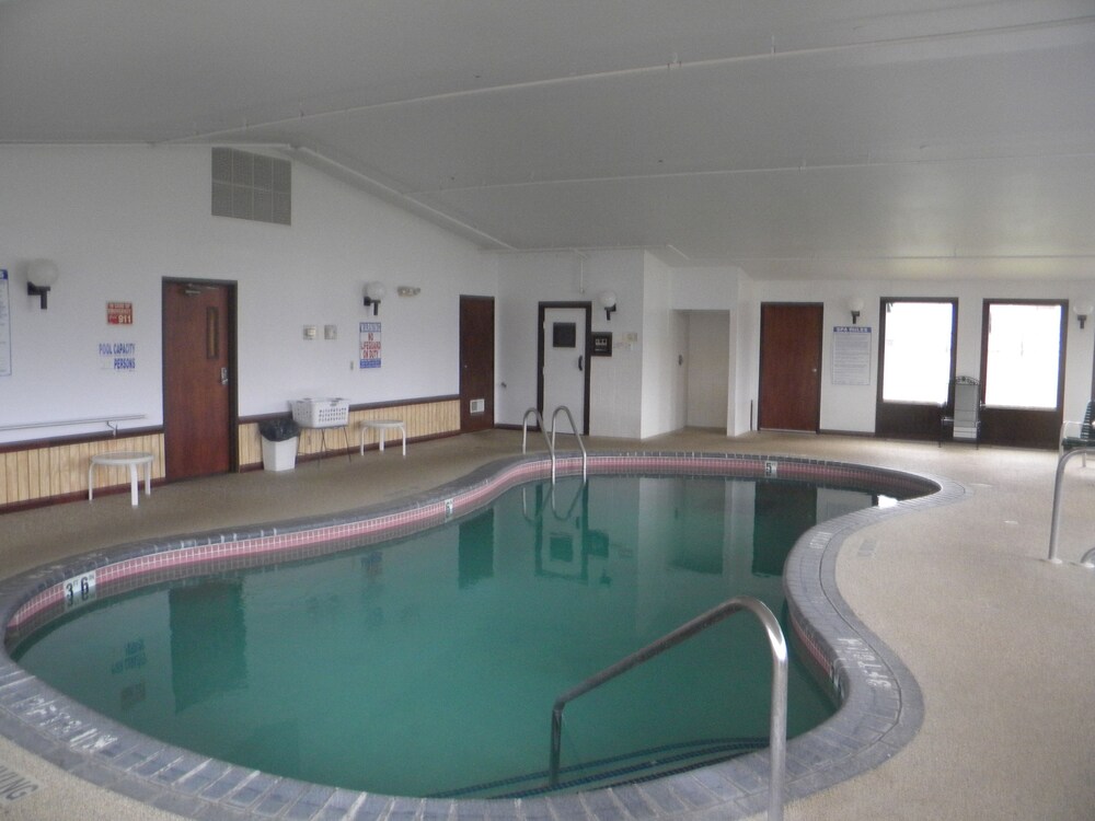 Nisswa Hotel and Suites - photo 43