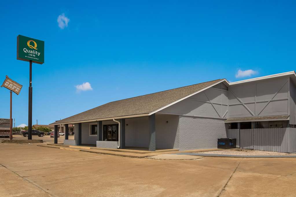 Quality Inn Madisonville - photo 5