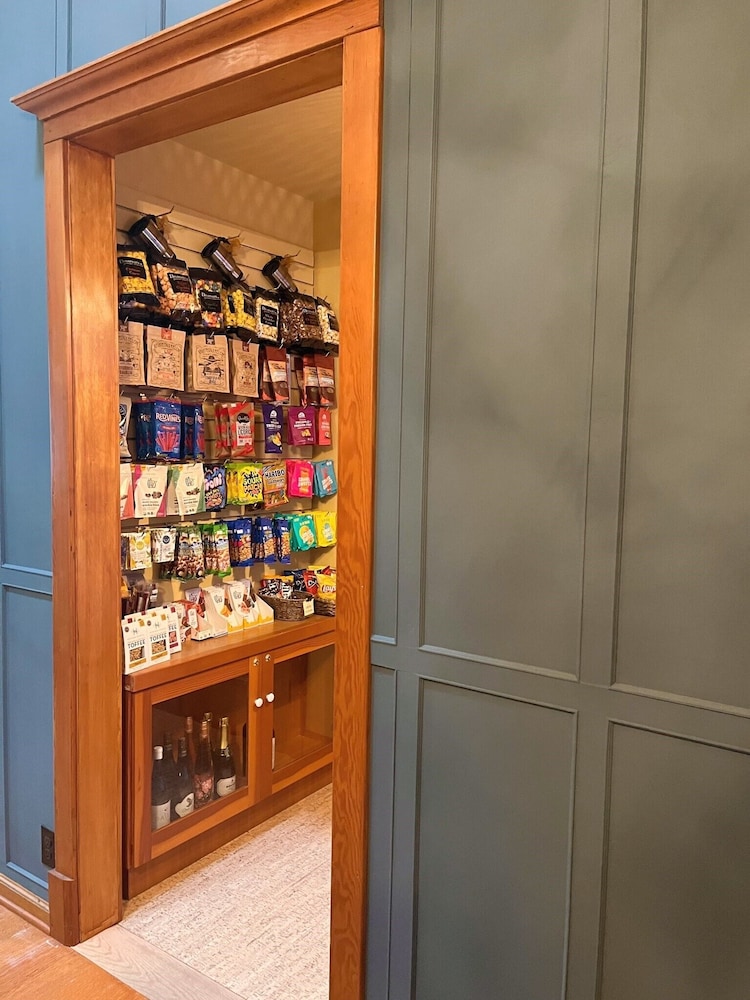 The La Conner Inn - photo 60