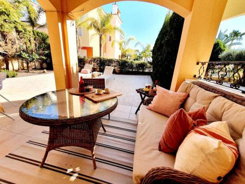 PtBja a estrenar GranTerraza Piscinas Altaona Golf in Murcia, Spain