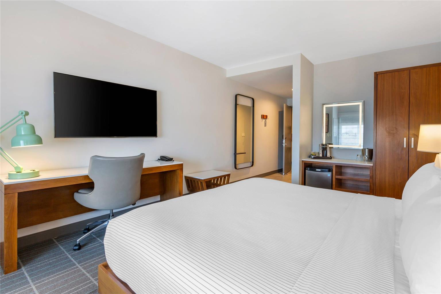 Cambria Hotel LAX - photo 13