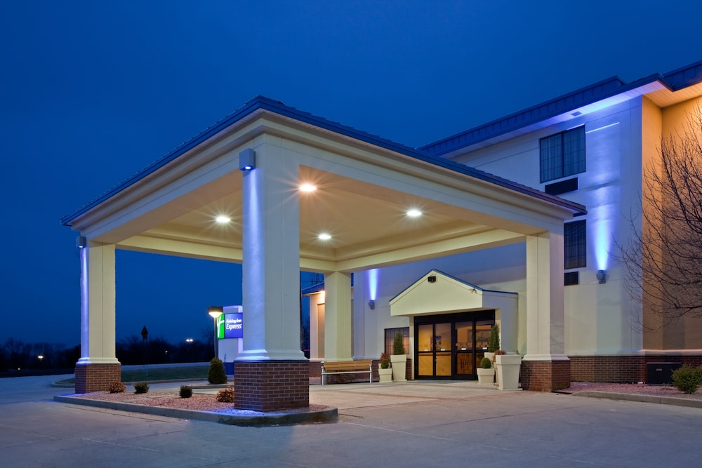 Holiday Inn Express Washington - featured photo