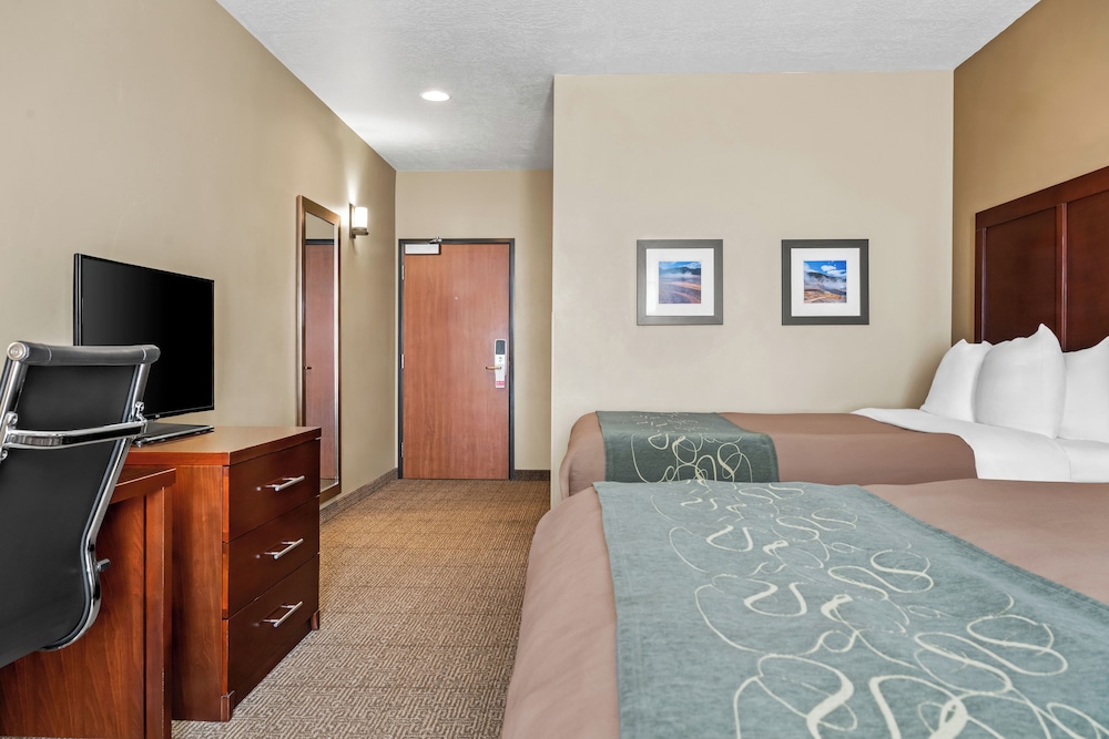 Heartland Inn and Suites - photo 18