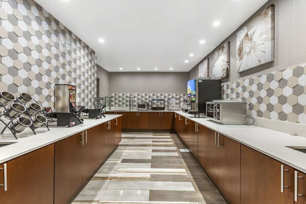 Windmill Suites Surprise Phoenix an Ascend Collection Hotel - photo 29