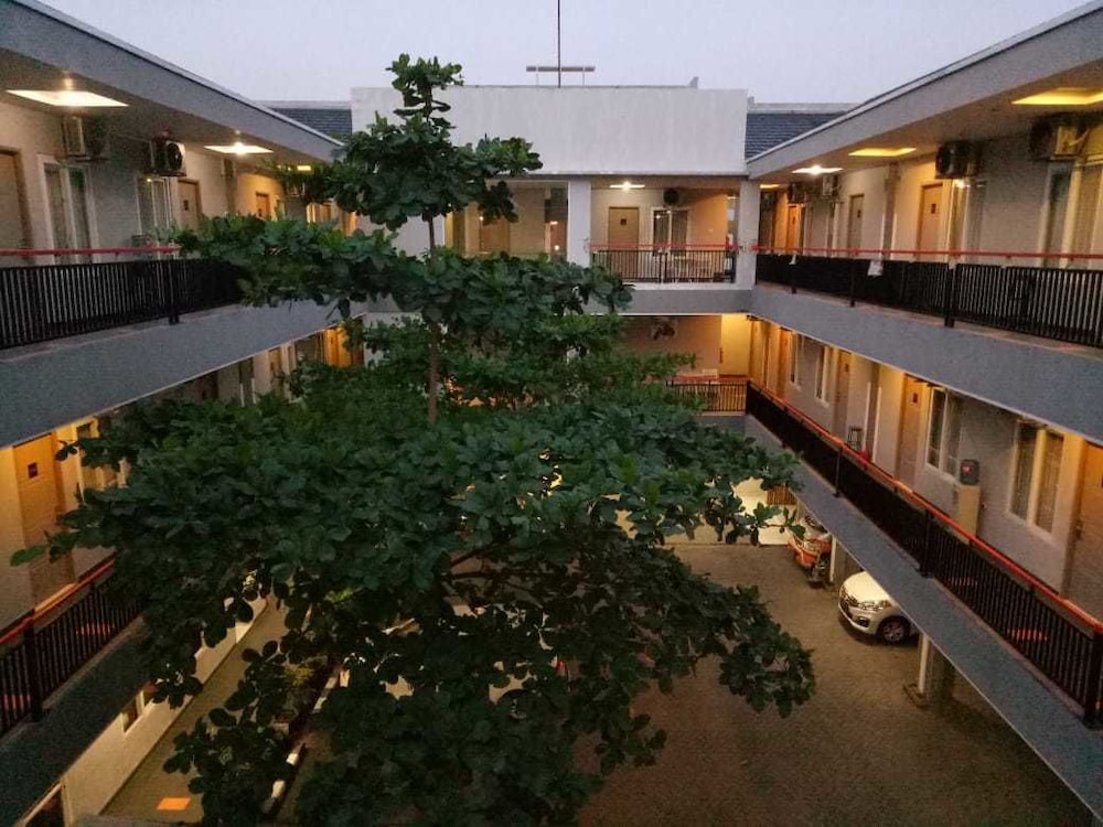 Hotel Sonic Airport Semarang in Semarang, Indonesia