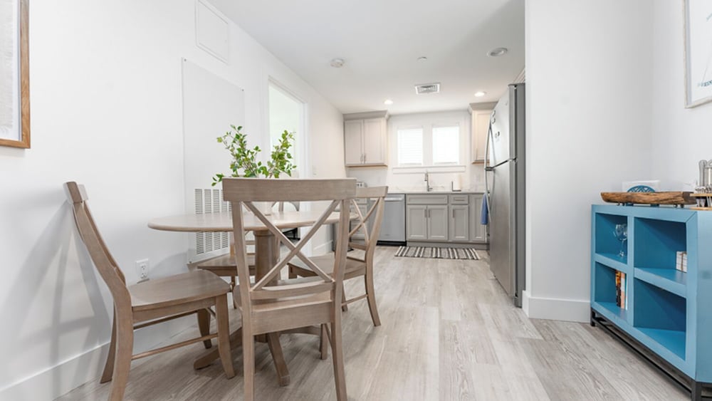 Harbourtown Suites - photo 28