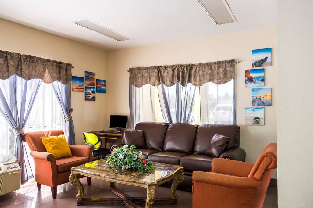 Econo Lodge Picayune - photo 5