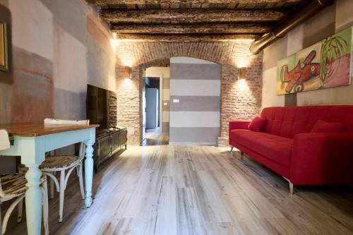 Emme Loft I New Moon Stylish Apartment with Balcony — 4-Star Luxury Hotel in Milan, Italy