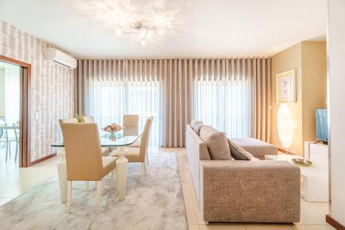 Alohouse Nazaré — 4-Star Luxury Hotel in Nazare, Portugal