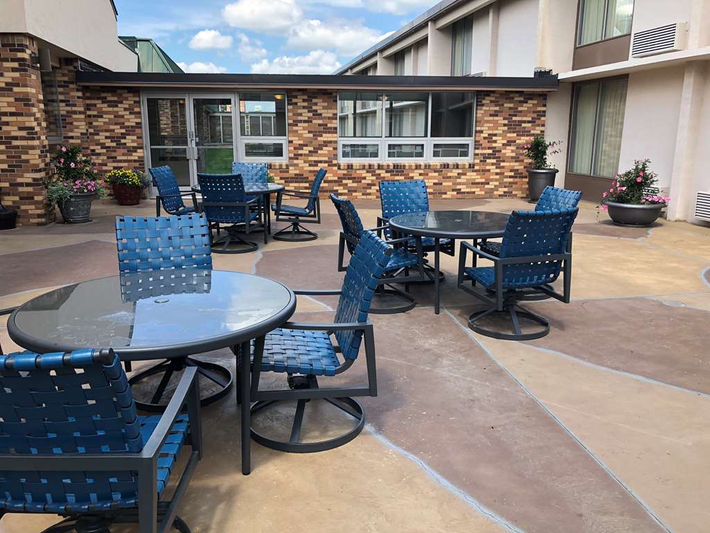 Best Western Tomah Hotel - photo 12