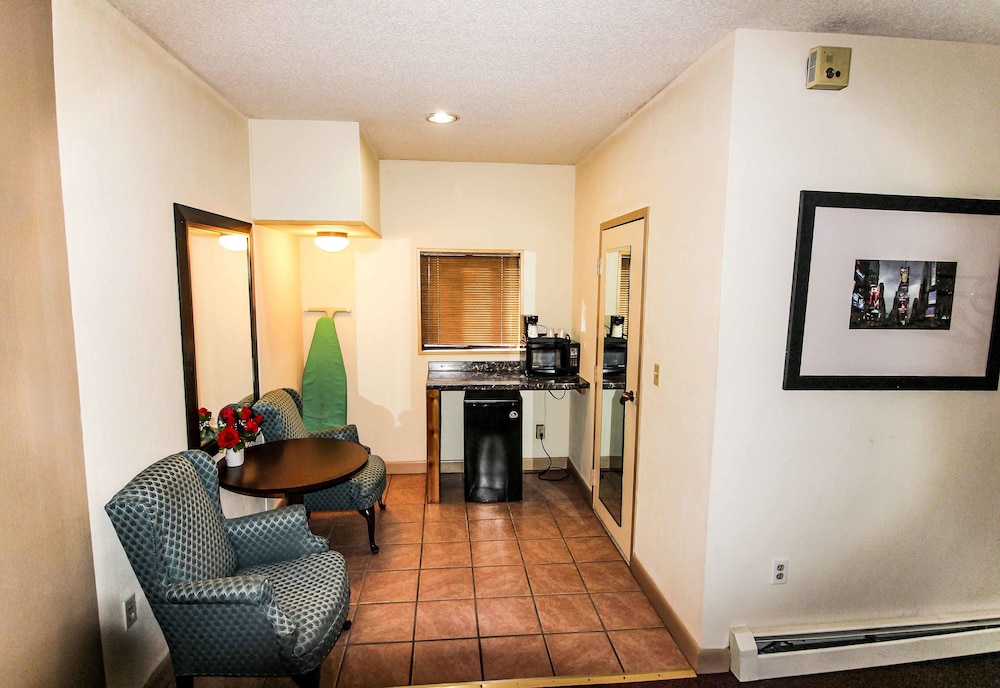 FairBridge Inn & Suites at West Point - photo 8