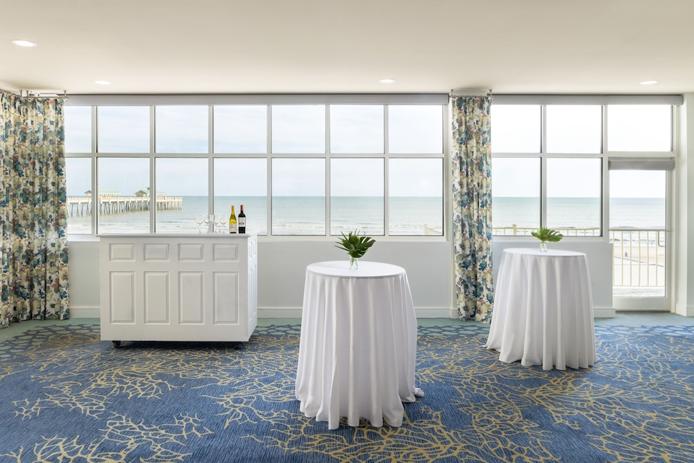 Tides Folly Beach Charleston's Oceanfront Hotel - photo 30