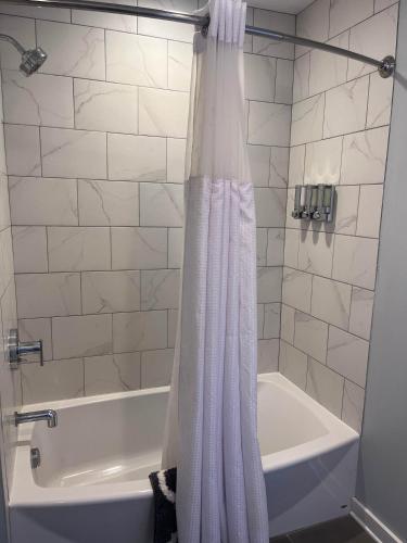 Boutique Hotel Room 5 — hotel in Northport
