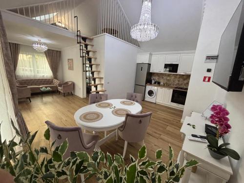 Vibe Residence Suceava — 4-Star Luxury Hotel in Suceava, Romania