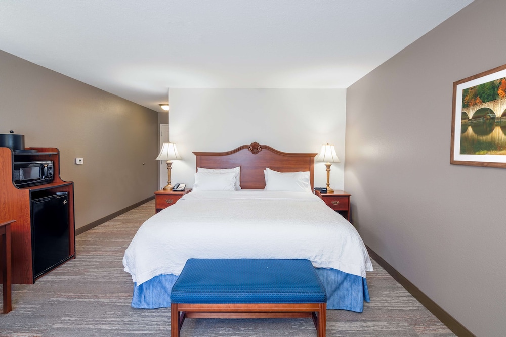 Hampton Inn London North - photo 15