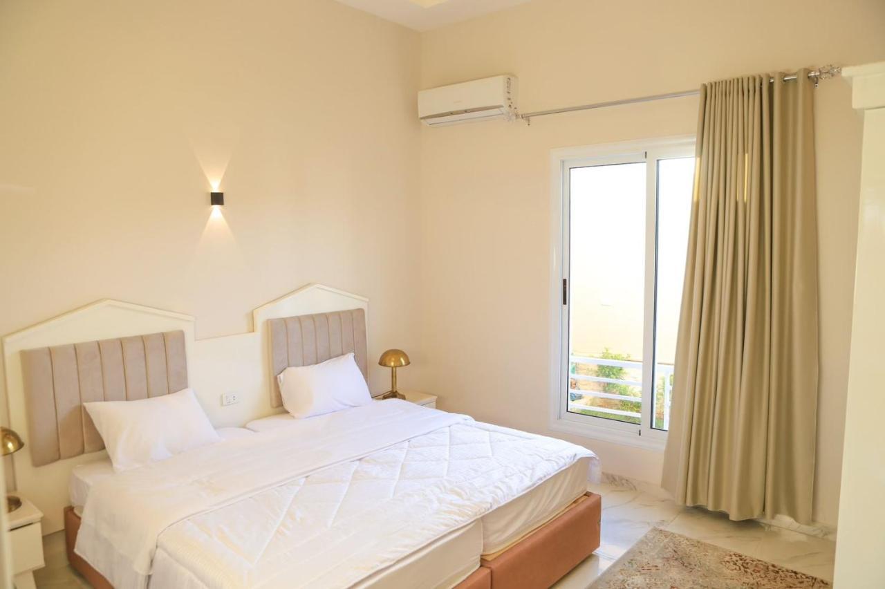 Royal Nile Villas Nile View Apartment 2