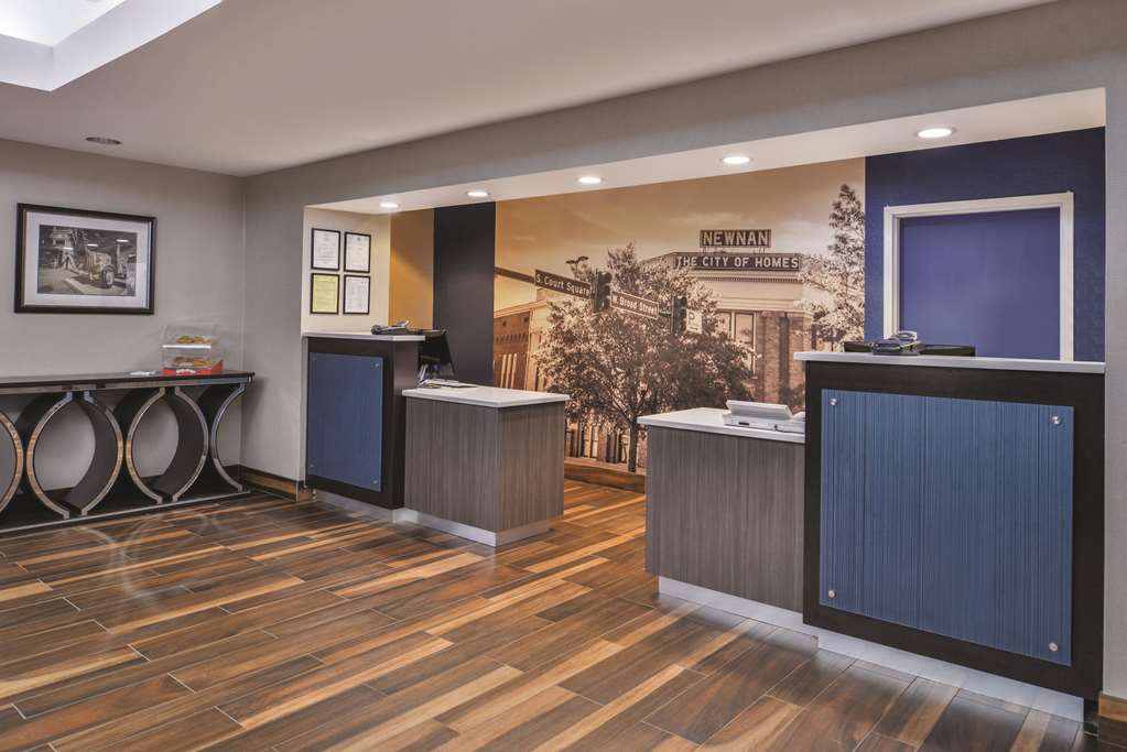 La Quinta Inn & Suites by Wyndham Atlanta South Newnan - featured photo