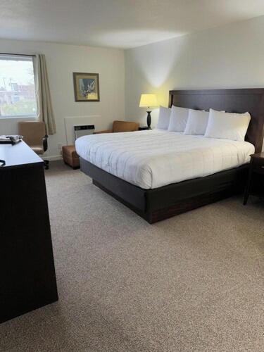 Eagles Nest Hotel - photo 21