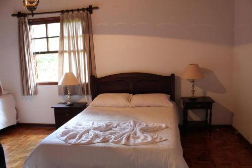 Casa Aconchegante no Capivari — 4-Star Luxury Hotel in Campos Do Jordao, Brasil