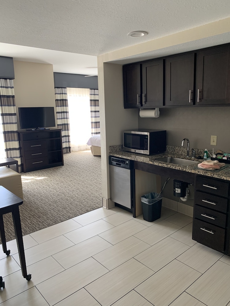 Homewood Suites by Hilton Munster - photo 17