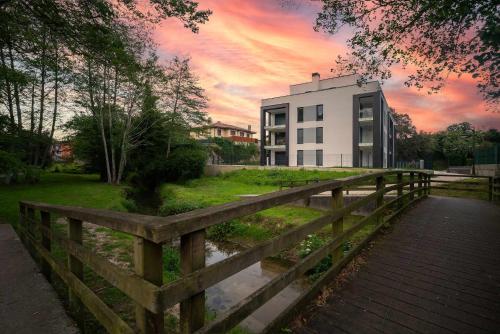 Apartamento Aernus Marina — 4-Star Luxury Hotel in Llanes, Spain