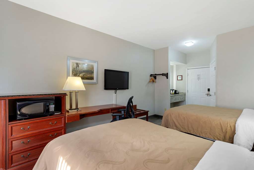 Quality Inn Newnan Atlanta South - photo 9