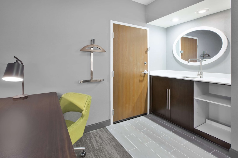 Hampton Inn & Suites Springboro Dayton Area South - photo 11
