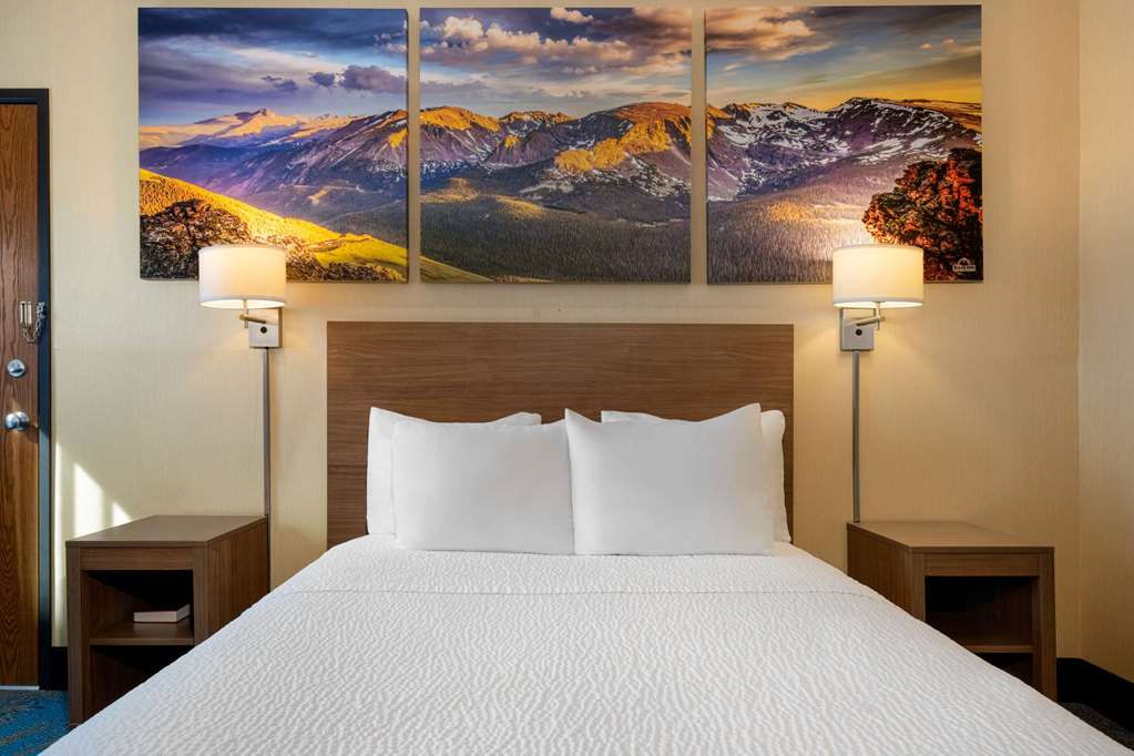 Days Inn by Wyndham Carbondale - photo 19