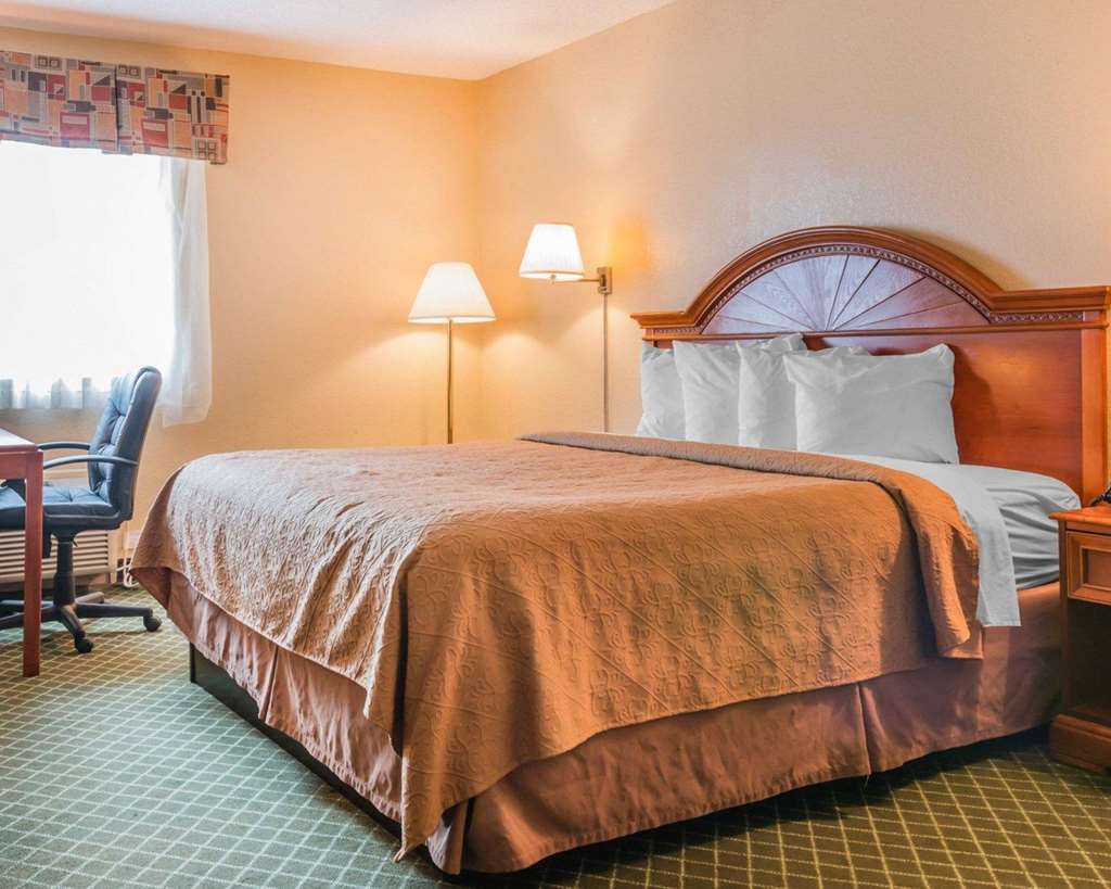 Quality Inn & Suites Detroit Metro Airport - photo 6