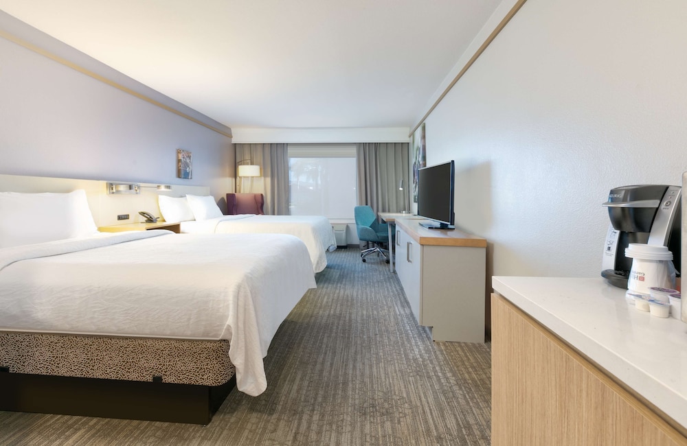 Hilton Garden Inn Irvine East Lake Forest - photo 6