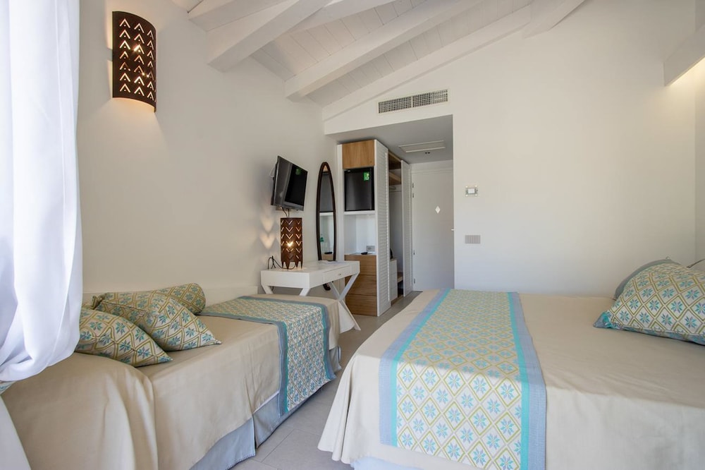Limone Beach Resort — Castiadas — photo 4