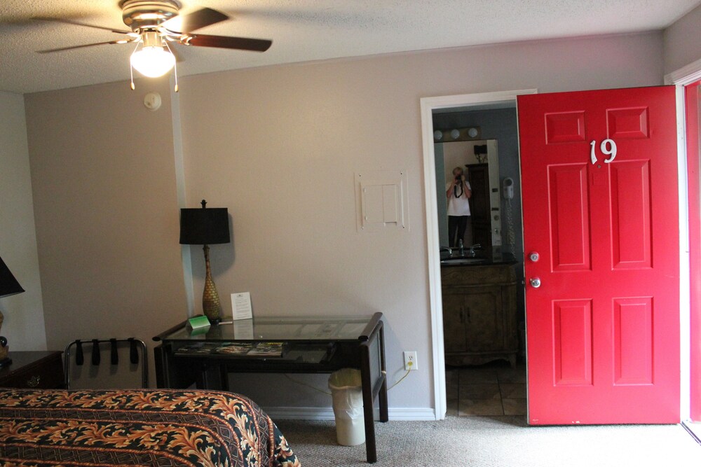 Brydan Suites - photo 68