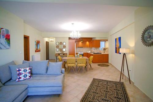 Kyparissia Luxury Home — 4-Star Luxury Hotel in Kyparissia, Greece