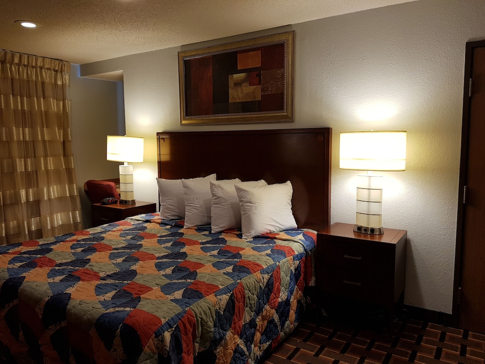 Le Mars Inn & Suites - photo 7