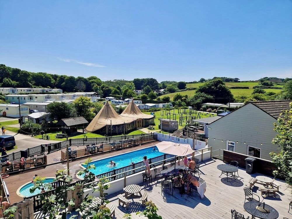 Calloose Holiday Park — 5-Star Luxury Hotel in Hayle, United Kingdom