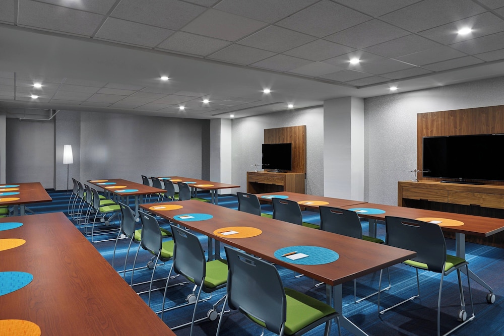 Aloft Houston Downtown - photo 20