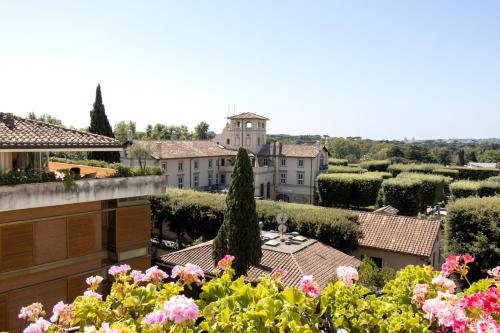 Moon Cove Villa Borghese Prestige Hideaway Rome — 5-Star Luxury Hotel in Rome, Italy