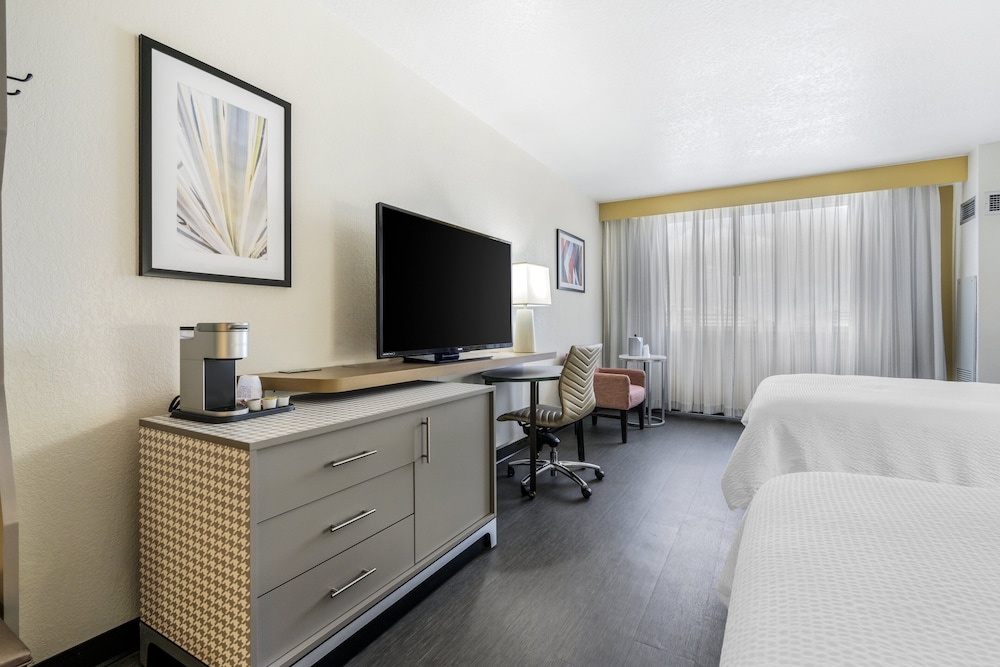 Holiday Inn Orlando International Dr ICON by IHG - photo 14