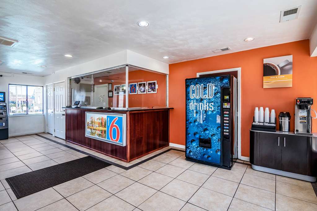 Motel 6 Portsmouth VA - photo 36