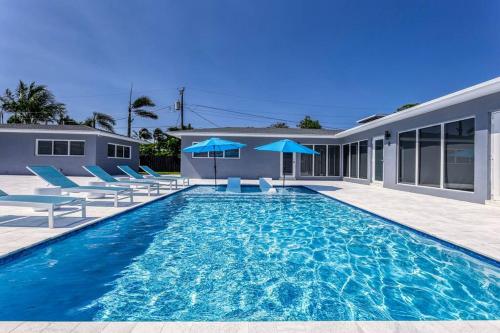 Sunshine Manor 2009 — 4-Star Luxury Hotel in Fort Lauderdale, United States