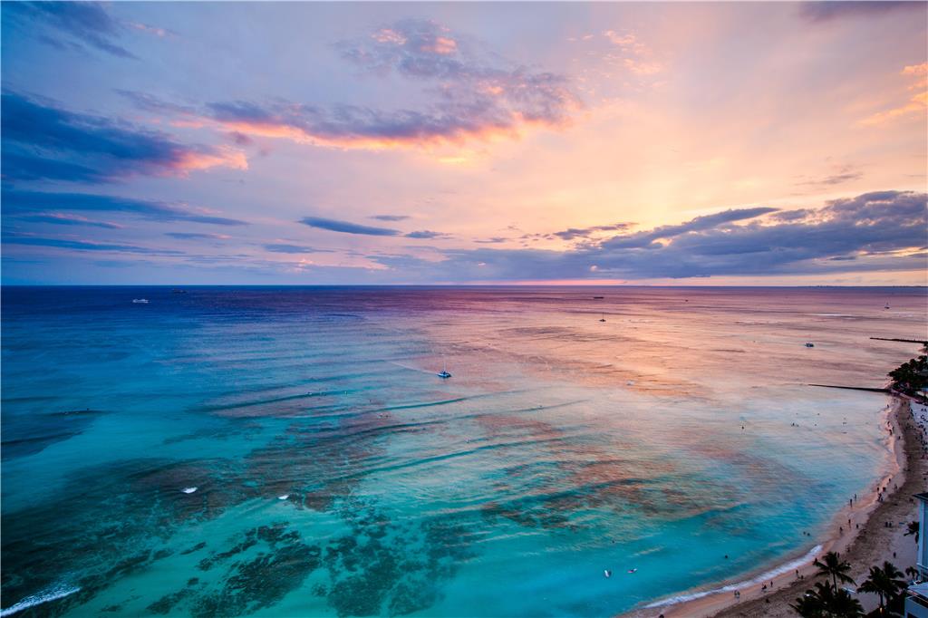 Hyatt Regency Waikiki Beach Resort & Spa - photo 64