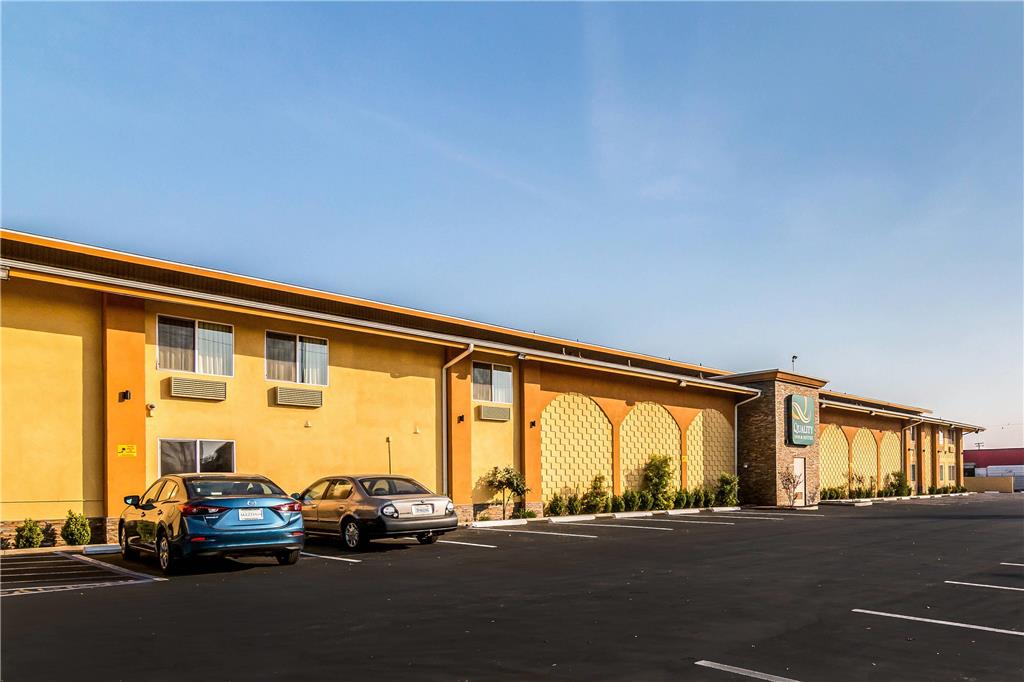 Quality Inn & Suites near Downtown Bakersfield - photo 3