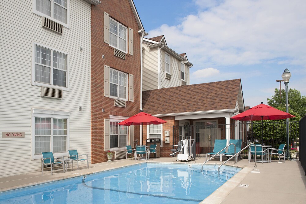 TownePlace Suites Indianapolis Park 100 - photo 9