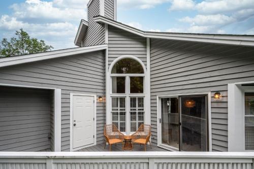 The Cozy Cottage 10 Min From UNC — 4-Star Luxury Hotel in Chapel Hill, United States