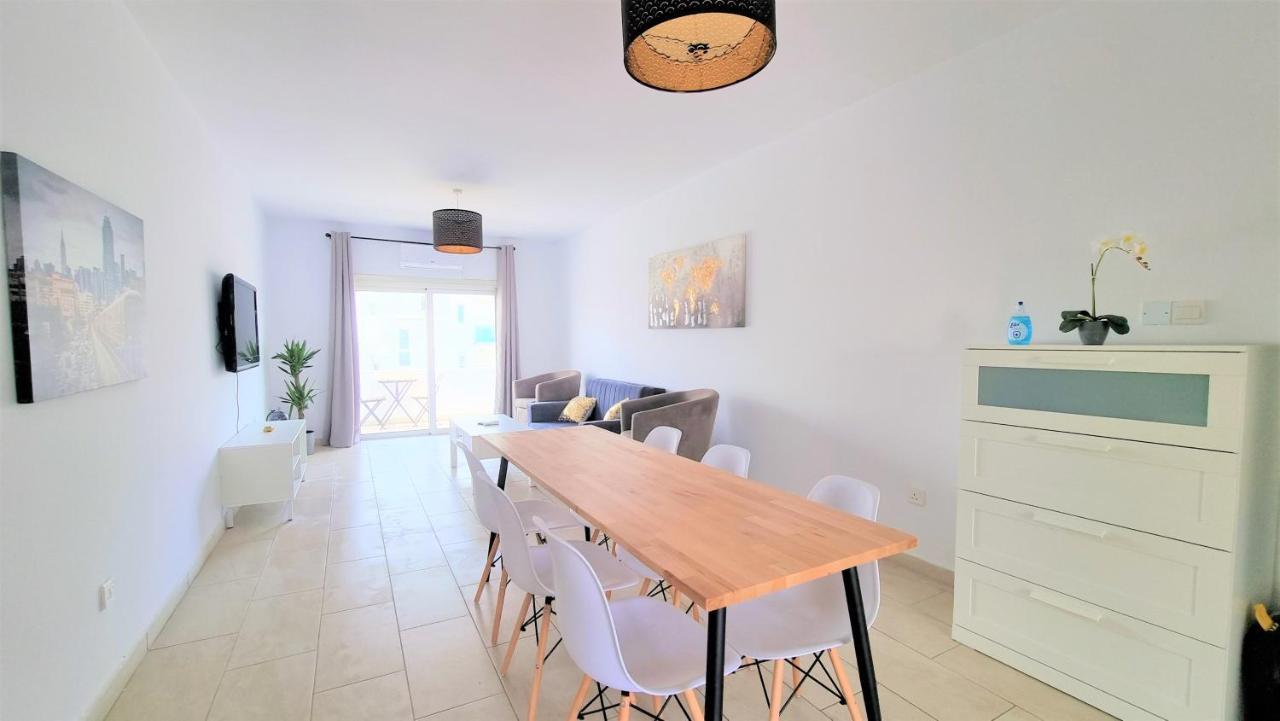 Comfy and Exquisite ROOMS in a Shared 3BR Apartment Near Main Harbor City Center
