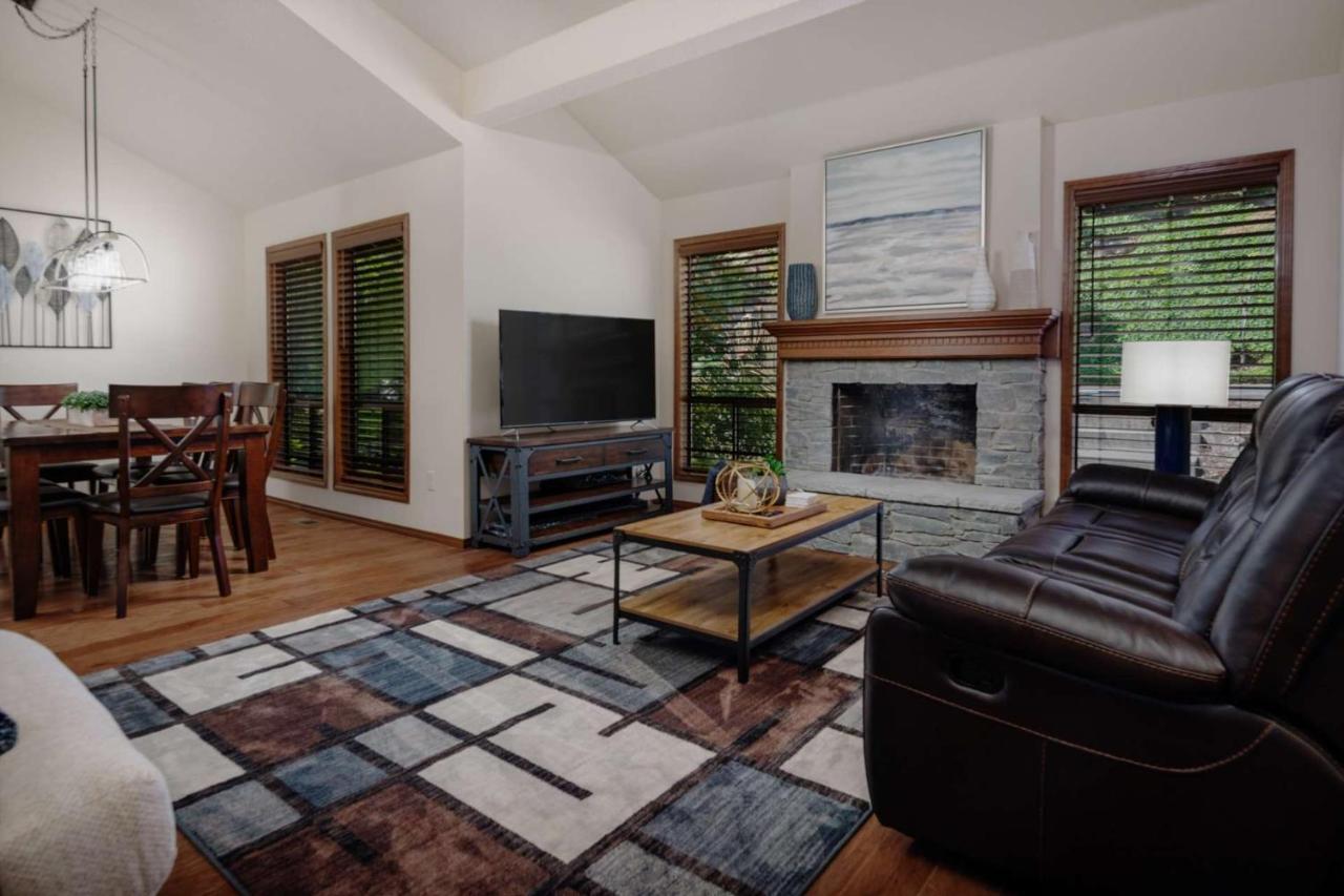 Apollo Heights in West Linn, United States