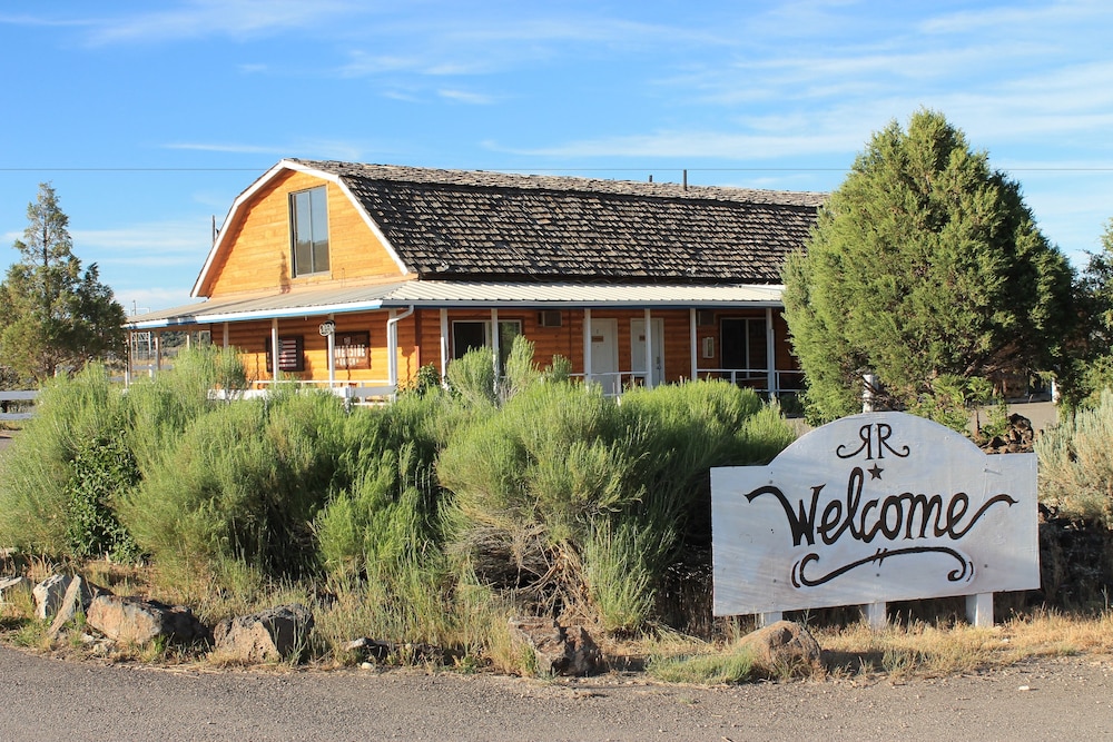 The Riverside Ranch RV Park Motel & Campground - photo 46