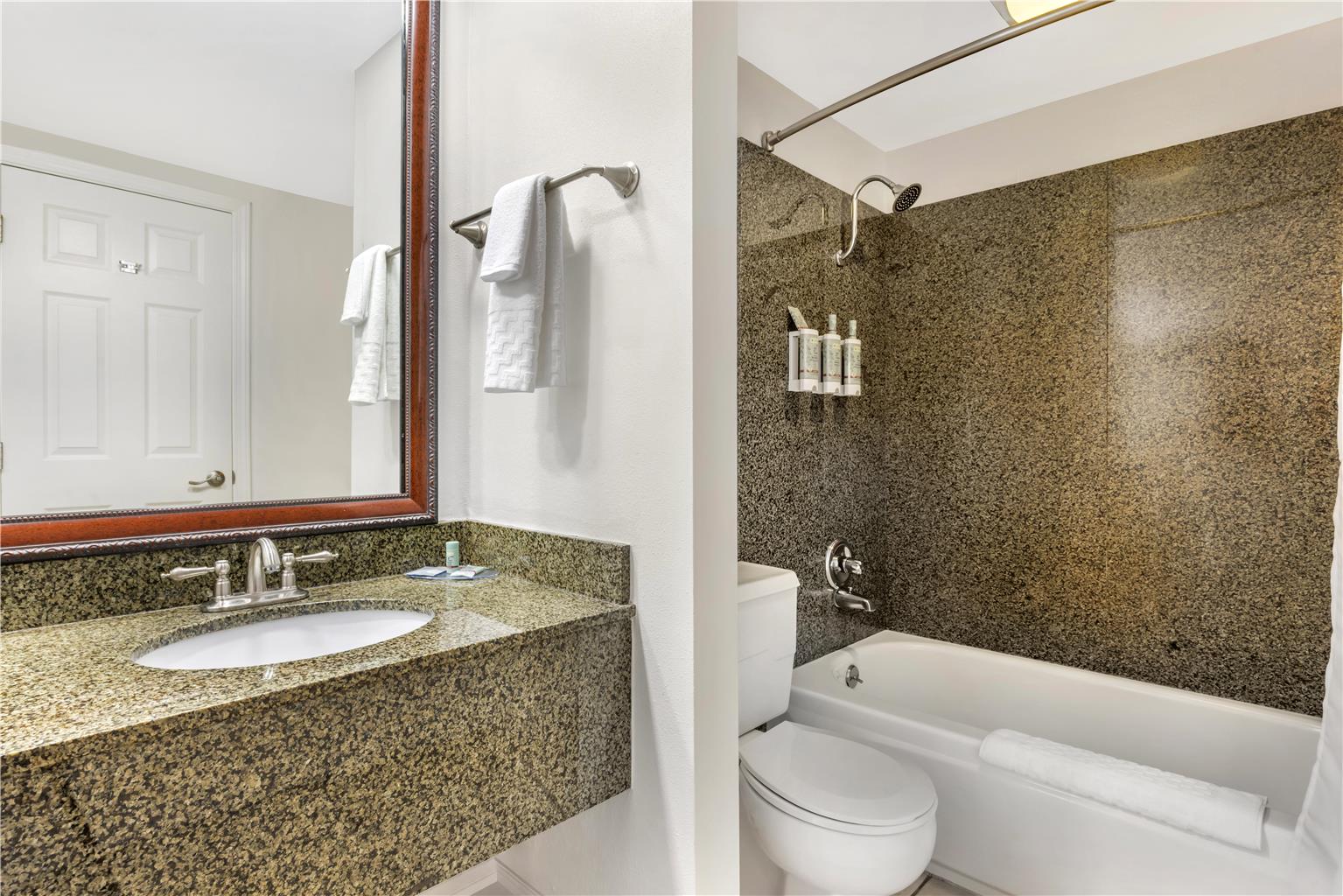 Best Western Pier Point Inn - photo 45