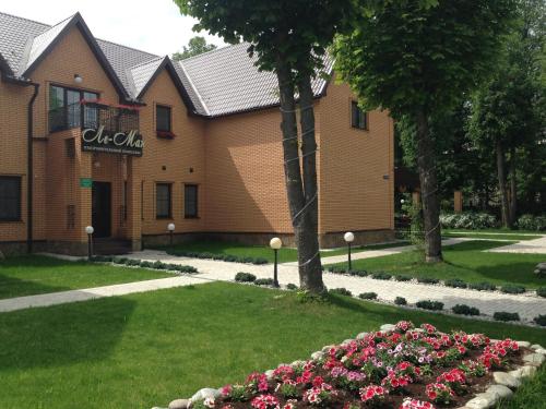 Le Man Inn — hotel in Pervomayskiy