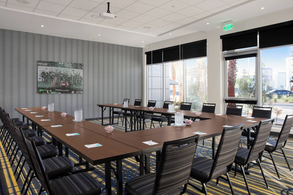 Fairfield Inn & Suites by Marriott Daytona Beach Speedway Airport - photo 28